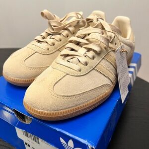 NWT Brand New original Sambas OG Women Ivory